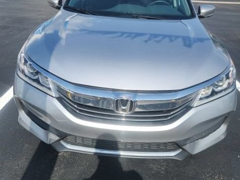 Used 2017 Honda Accord LX image 1