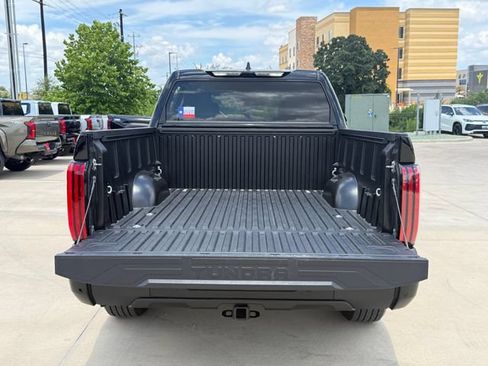 Used 2023 Toyota Tundra SR5 w/ SR5 Convenience Package AWD/4WD image 30