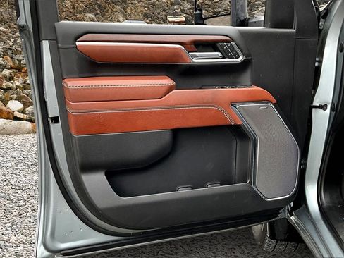 Used 2024 GMC Sierra 2500 Denali Ultimate image 20