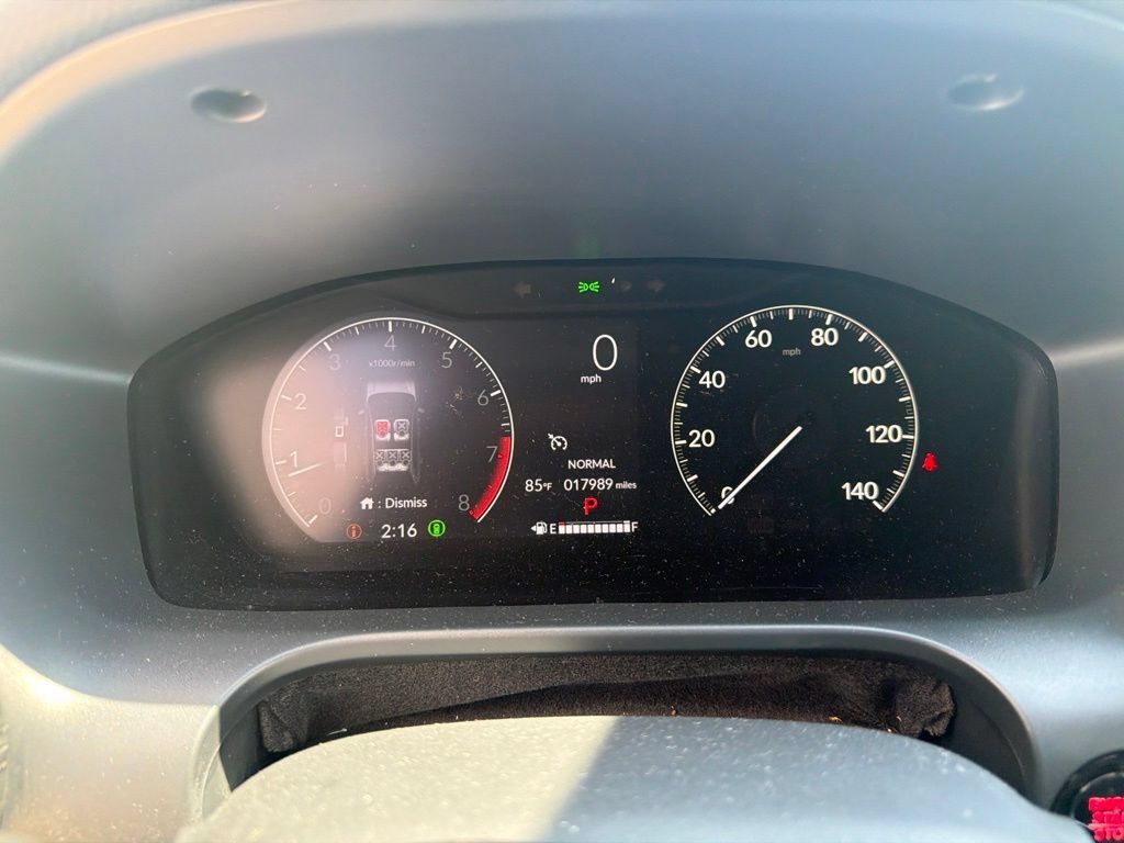 Used 2025 Honda HR-V LX image 5
