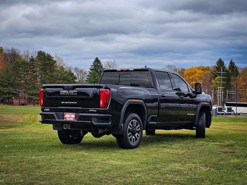 Used 2020 GMC Sierra 2500 AT4 w/ AT4 Premium Package image 4