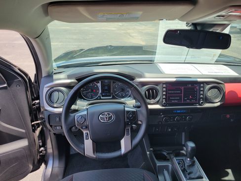 Used 2023 Toyota Tacoma SR5 RWD image 16