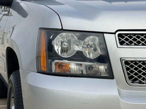 Used 2013 Chevrolet Tahoe LTZ image 50