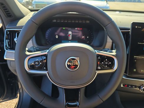 New 2026 Volvo XC90 B6 Plus w/ Protection Package Premier image 14