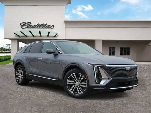 Used 2023 Cadillac Lyriq AWD image 1