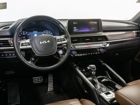 Used 2022 Kia Telluride SX w/ SX Prestige Package AWD/4WD image 6