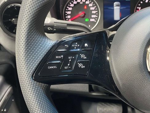 Used 2025 Mercedes-Benz Sprinter 2500 image 23