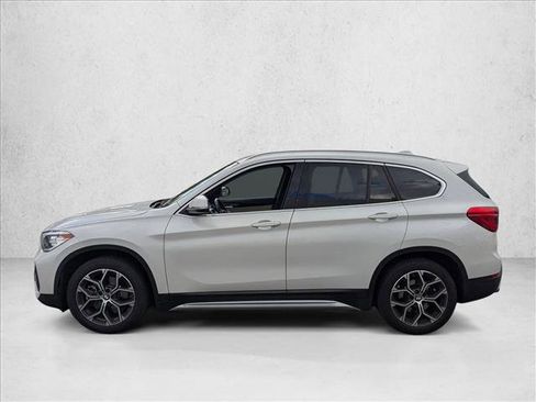 Used 2022 BMW X1 sDrive28i image 6