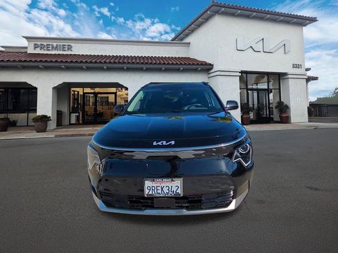 Certified 2024 Kia Niro Wind w/ Wind Preserve Package image 3