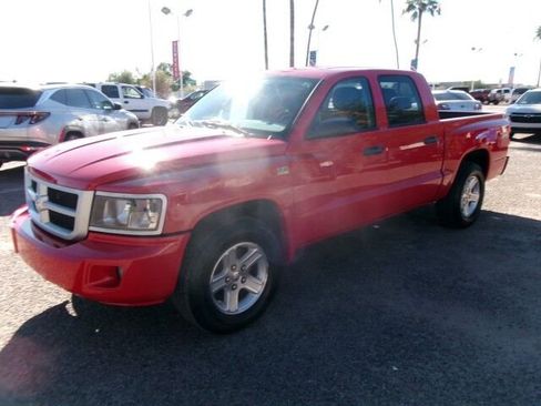Used 2011 Dodge Dakota Big Horn image 1