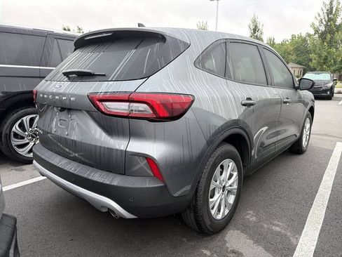 Used 2025 Ford Escape Active w/ Tech Pack #1 FWD image 9
