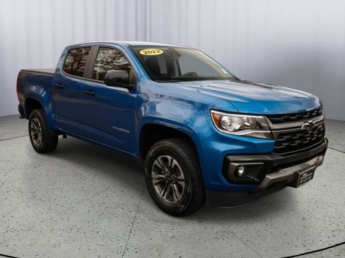 Used 2022 Chevrolet Colorado Z71 w/ Safety Package image 1