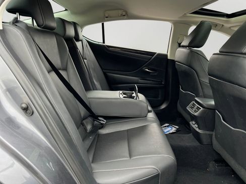 Certified 2021 Lexus ES 350 w/ Premium Package image 8