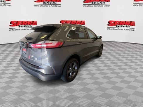Used 2022 Ford Edge SEL w/ Sport Appearance Package image 9