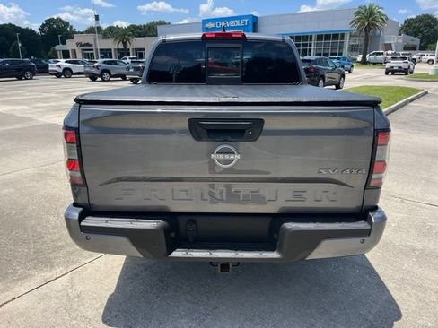 Used 2022 Nissan Frontier SV AWD/4WD image 5