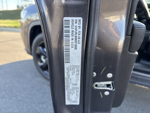 Certified 2021 Jeep Cherokee Latitude Plus image 35