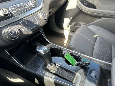 Used 2019 Chevrolet Impala LS FWD image 22