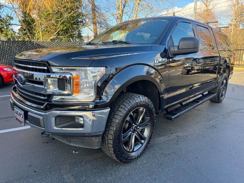 Used 2018 Ford F150 XLT image 1