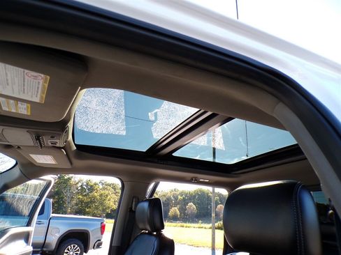 Used 2020 Ford F350 Lariat w/ Lariat Ultimate Package image 8