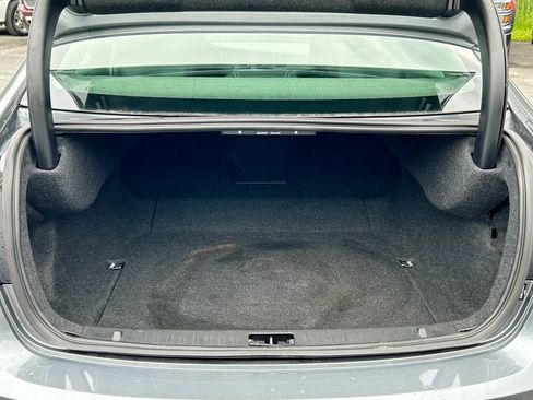 Used 2018 Volvo S60 T5 Dynamic image 15