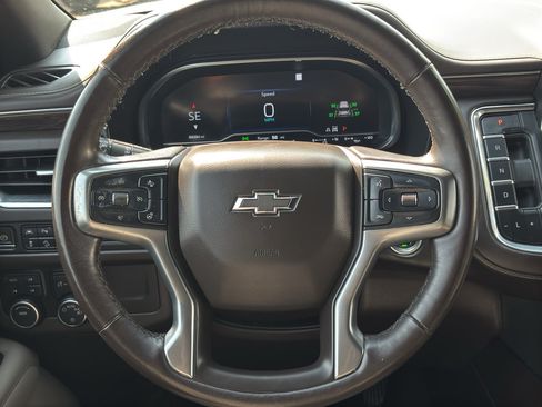 Used 2023 Chevrolet Tahoe Z71 w/ Luxury Package AWD/4WD image 11