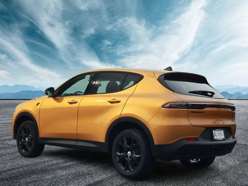 New 2024 Dodge Hornet GT Plus w/ GT Blacktop Package image 2