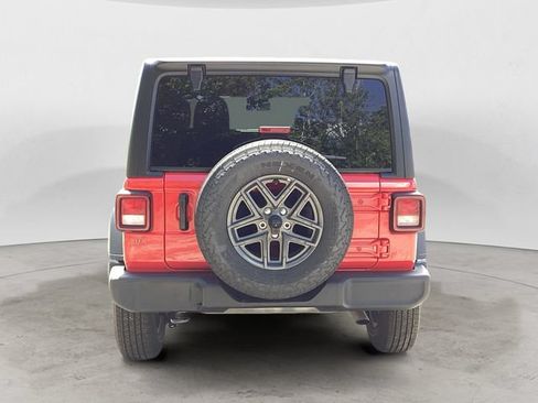 Certified 2025 Jeep Wrangler Unlimited Sport AWD/4WD image 4