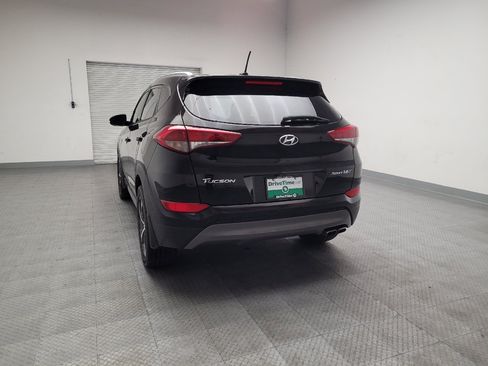 Used 2016 Hyundai Tucson Sport FWD image 6