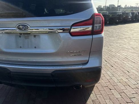 Used 2021 Subaru Ascent Limited w/ Technology Package AWD/4WD image 12