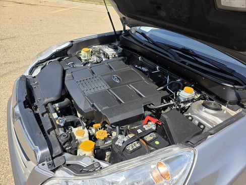 Used 2011 Subaru Outback 3.6R Limited AWD/4WD image 35