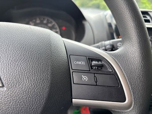 Used 2024 Mitsubishi Mirage ES image 15