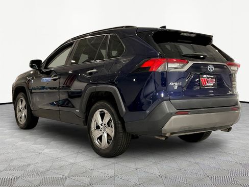 Used 2020 Toyota RAV4 Limited w/ Limited Grade Weather Package AWD/4WD image 4