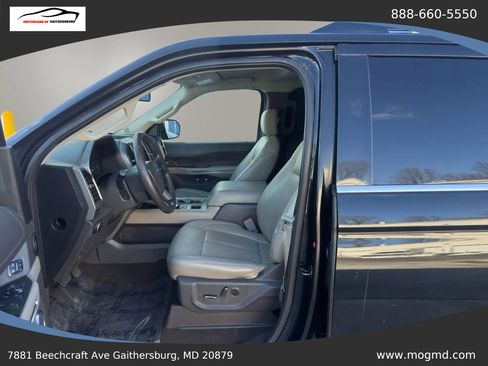 Used 2019 Ford Expedition XLT w/ Equipment Group 202A RWD image 15