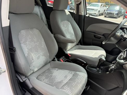 Used 2019 Chevrolet Sonic LT FWD image 14