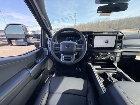 New 2026 Ford F250 Lariat w/ Lariat Premium Package image 25