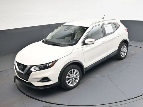 Used 2020 Nissan Rogue Sport SV AWD/4WD image 34