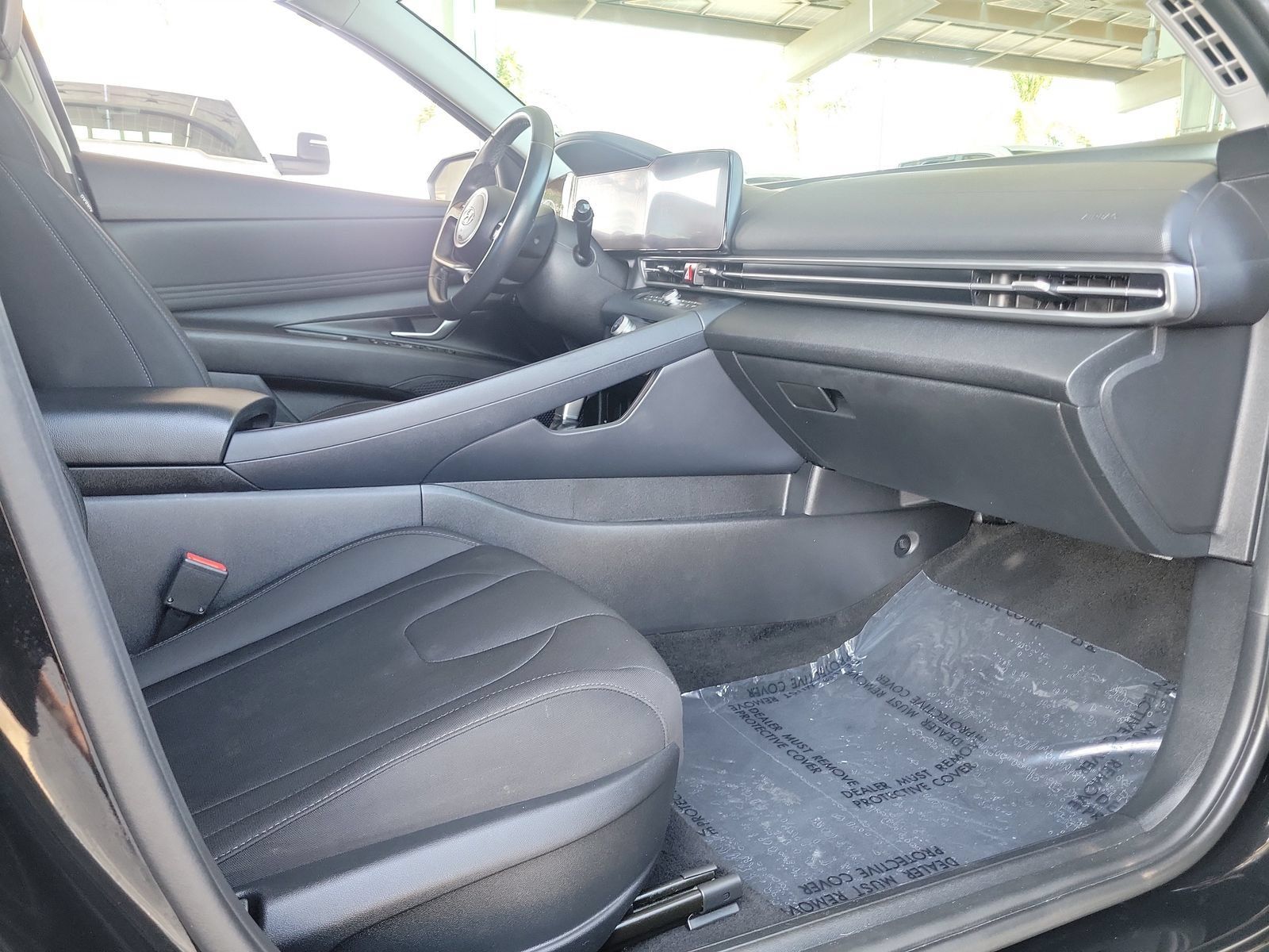 Used 2023 Hyundai Elantra SEL w/ Convenience Package FWD image 23