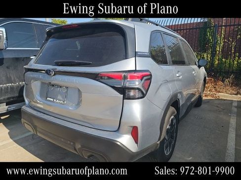 Used 2026 Subaru Forester Premium AWD/4WD image 2