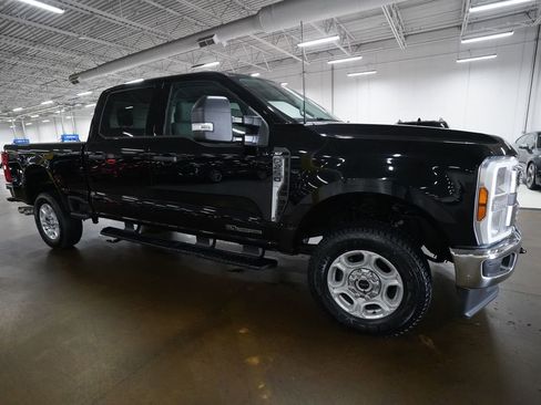 Used 2025 Ford F250 XLT AWD/4WD image 34