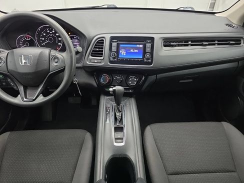 Used 2019 Honda HR-V LX image 28