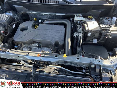 Certified 2024 Chevrolet Equinox LT image 10