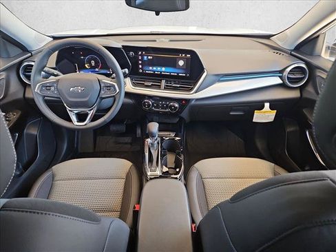 New 2026 Chevrolet Trax LT w/ Driver Confidence Package FWD image 14