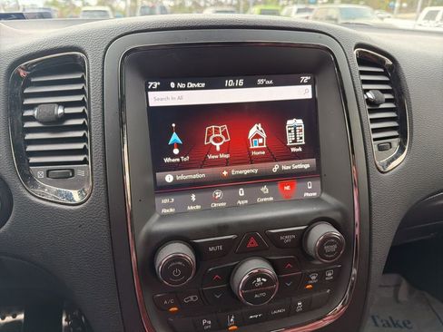 Used 2018 Dodge Durango SRT w/ Technology Group AWD/4WD image 12