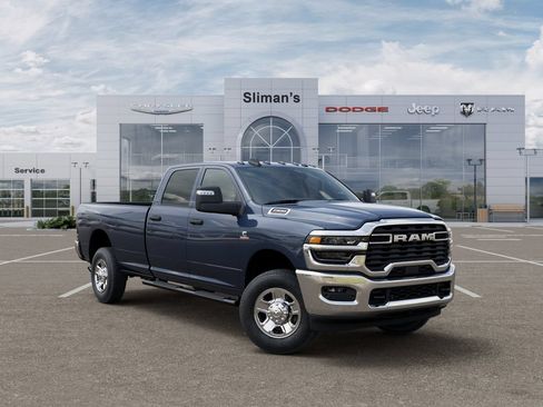New 2026 RAM 2500 Tradesman AWD/4WD image 7