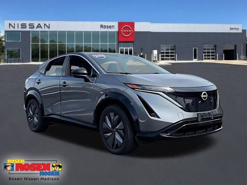Used 2023 Nissan Ariya FWD image 1