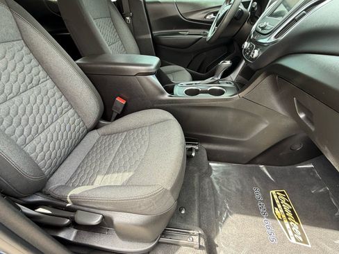 Used 2019 Chevrolet Equinox LT image 10