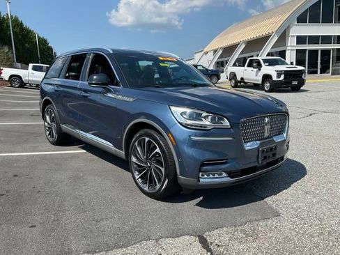 Used 2020 Lincoln Aviator Reserve w/ Equipment Group 202A AWD/4WD image 3