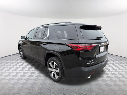 Used 2023 Chevrolet Traverse LT w/ LT Premium Package image 8