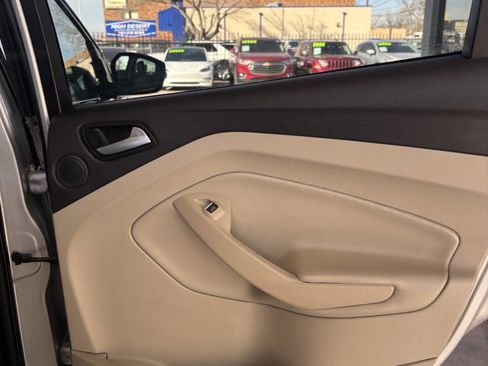 Used 2018 Ford Escape Titanium w/ Ford Safe & Smart Package image 18