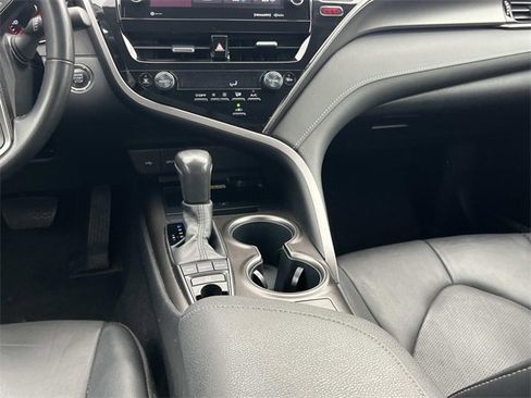 Used 2023 Toyota Camry XSE image 15